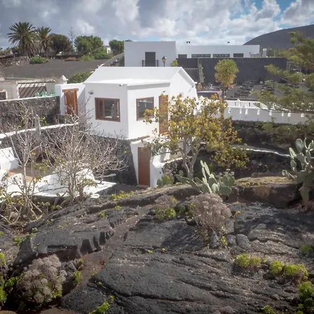 Casa Volcanica El Cabezo Дом отдыха Масдаче