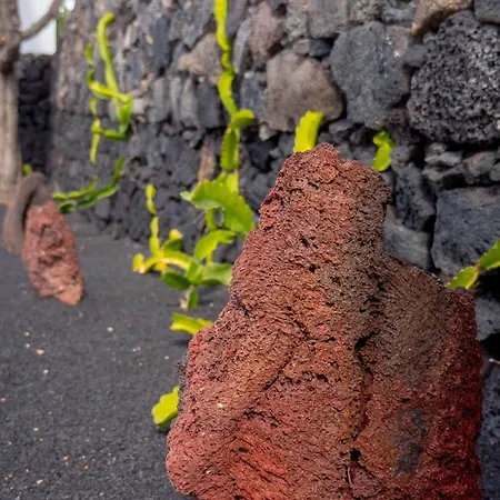 Дом отдыха Casa Volcanica El Cabezo *